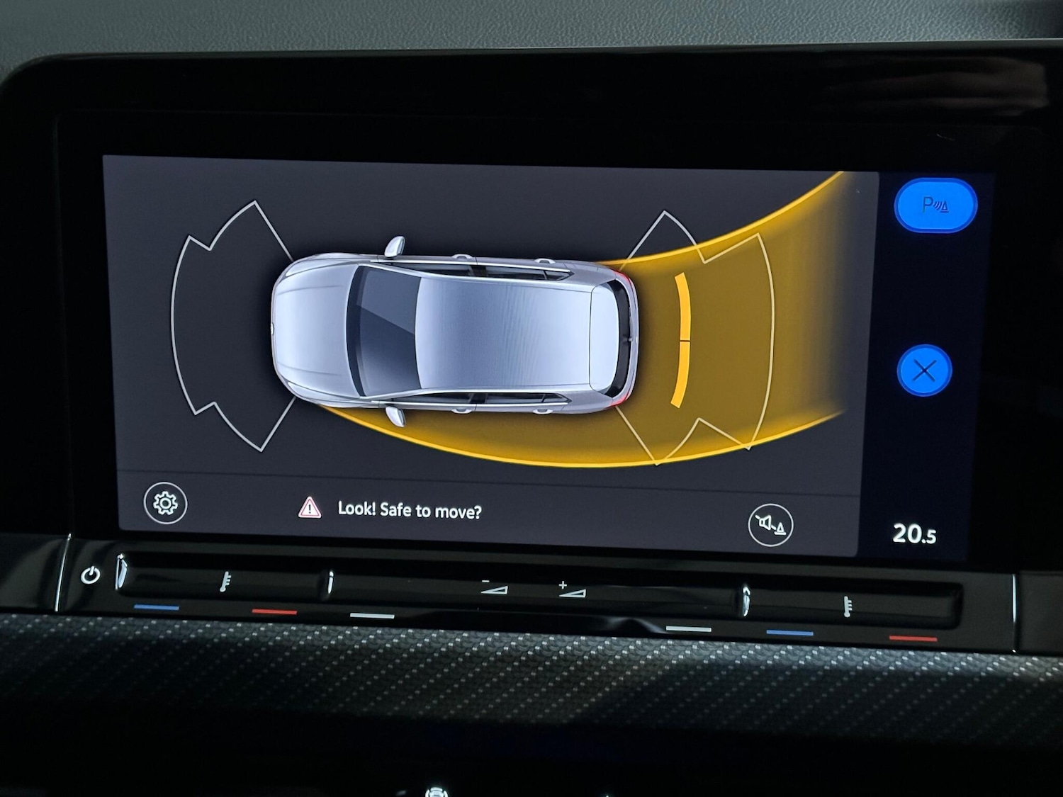 Used Volkswagen Golf 2021 for sale - 76801105: Photo 22