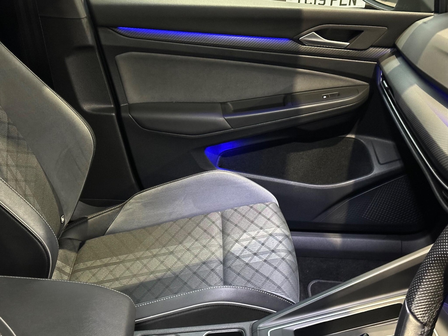 Used Volkswagen Golf 2021 for sale - 76801105: Photo 30