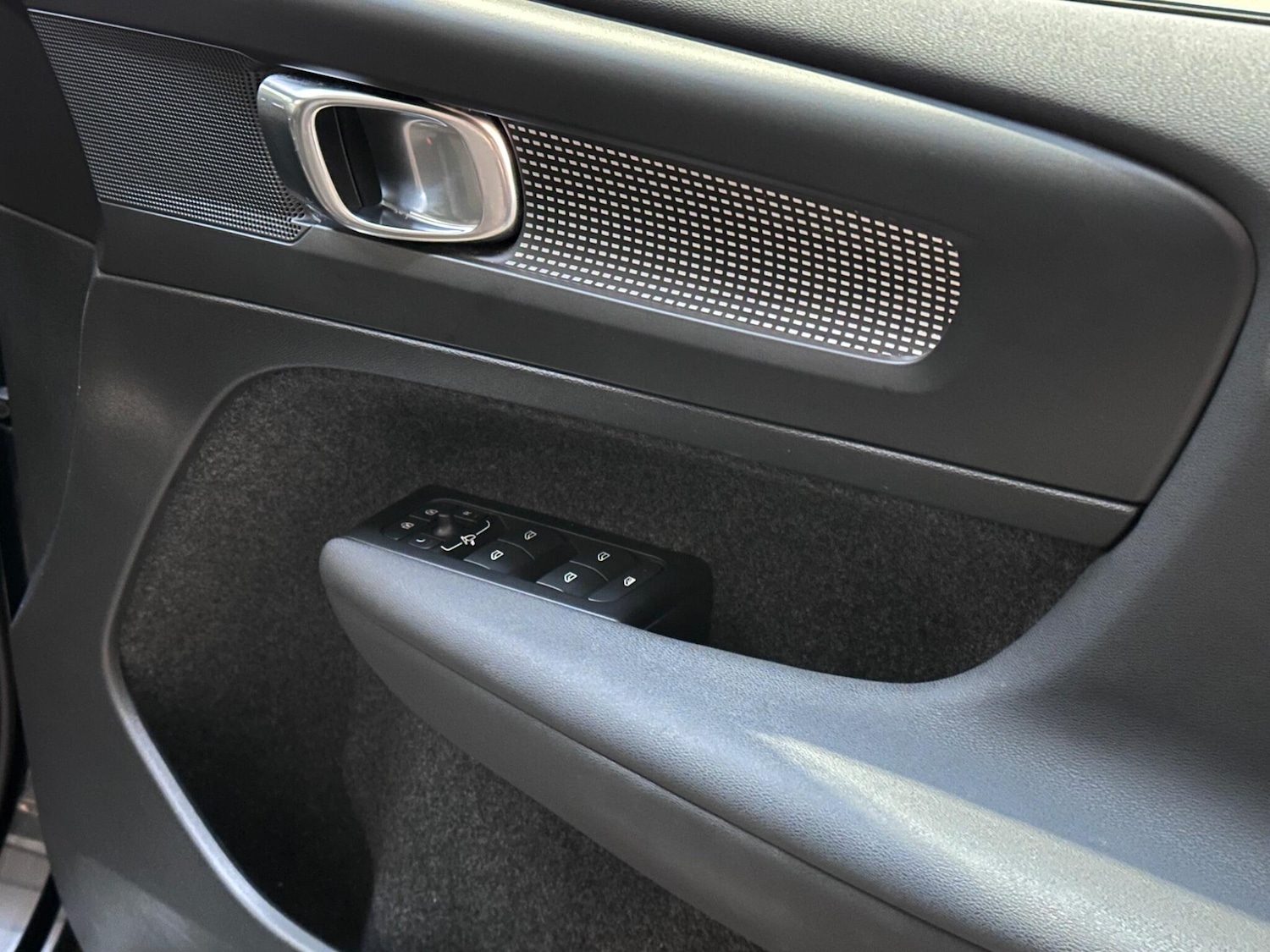 Used Volvo XC40 2022 for sale - 77320965: Photo 20