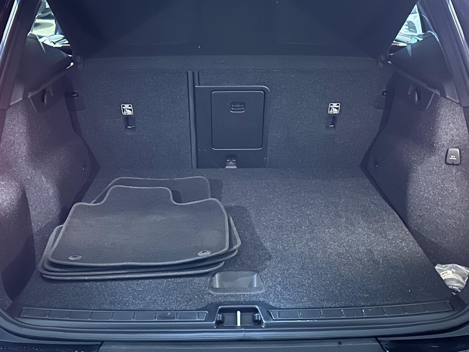 Used Volvo XC40 2022 for sale - 77320965: Photo 31