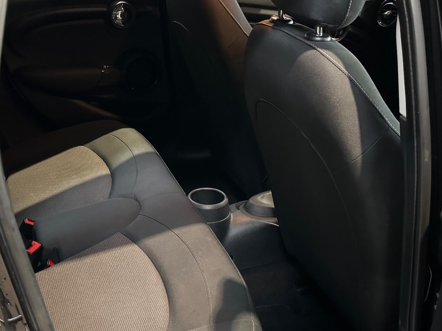 Used MINI Hatch 2018 for sale - 76408772: Photo 36