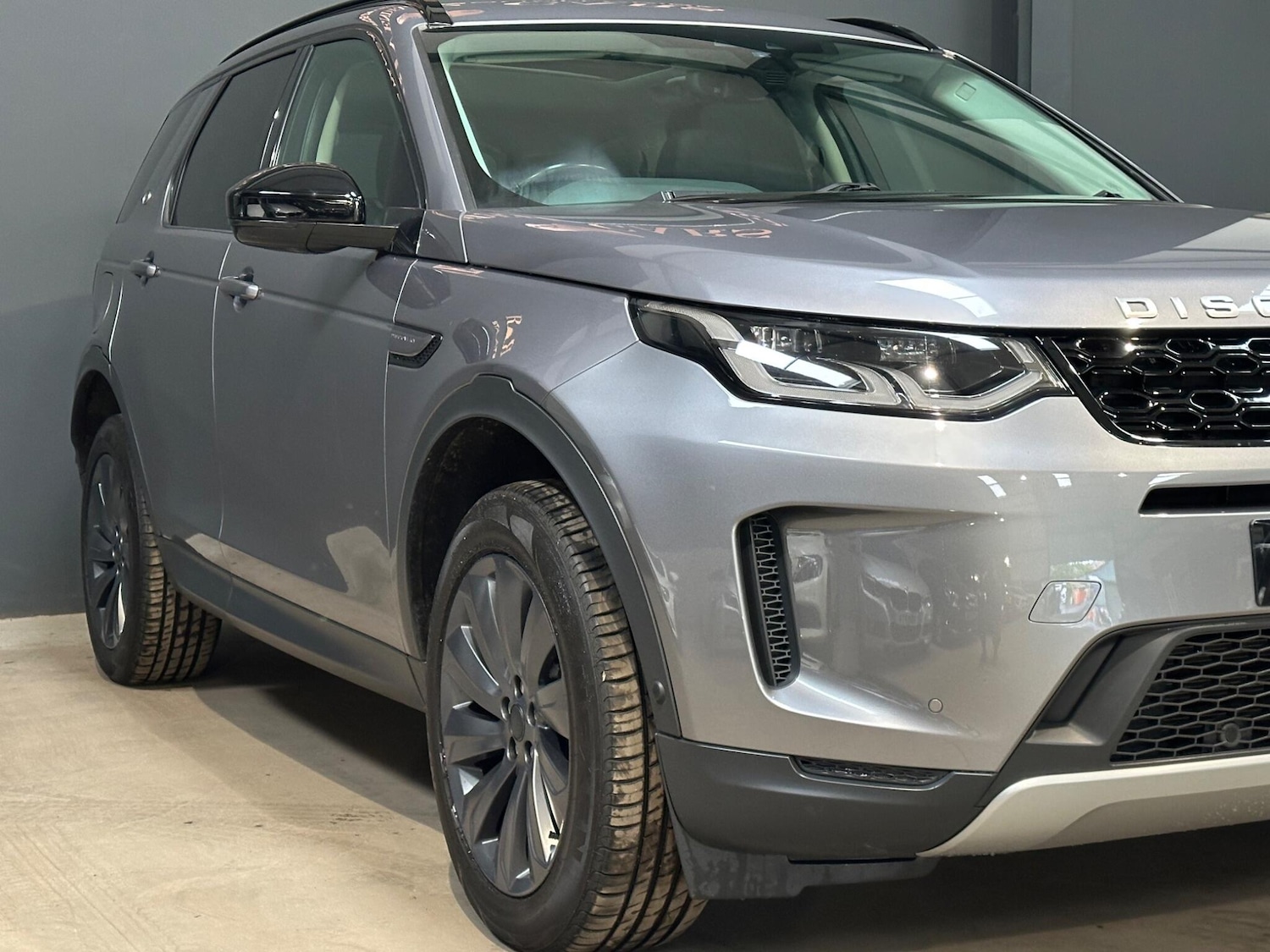 Used Land Rover Discovery Sport 2020 for sale - 76013029: Photo 6