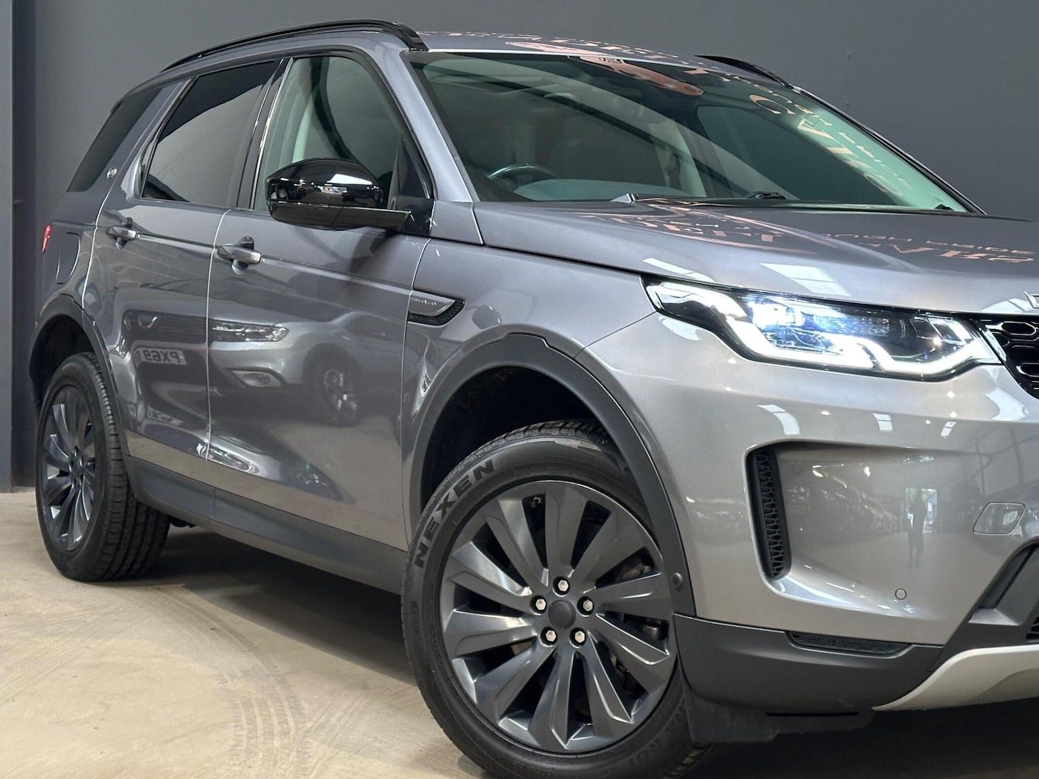 Used Land Rover Discovery Sport 2020 for sale - 76013029: Photo 9