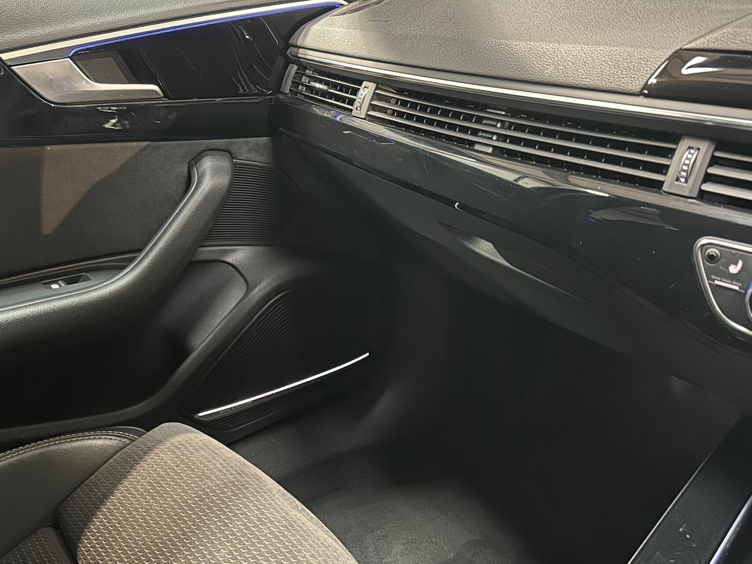 Used Audi A4 2020 for sale - 78063121: Photo 10