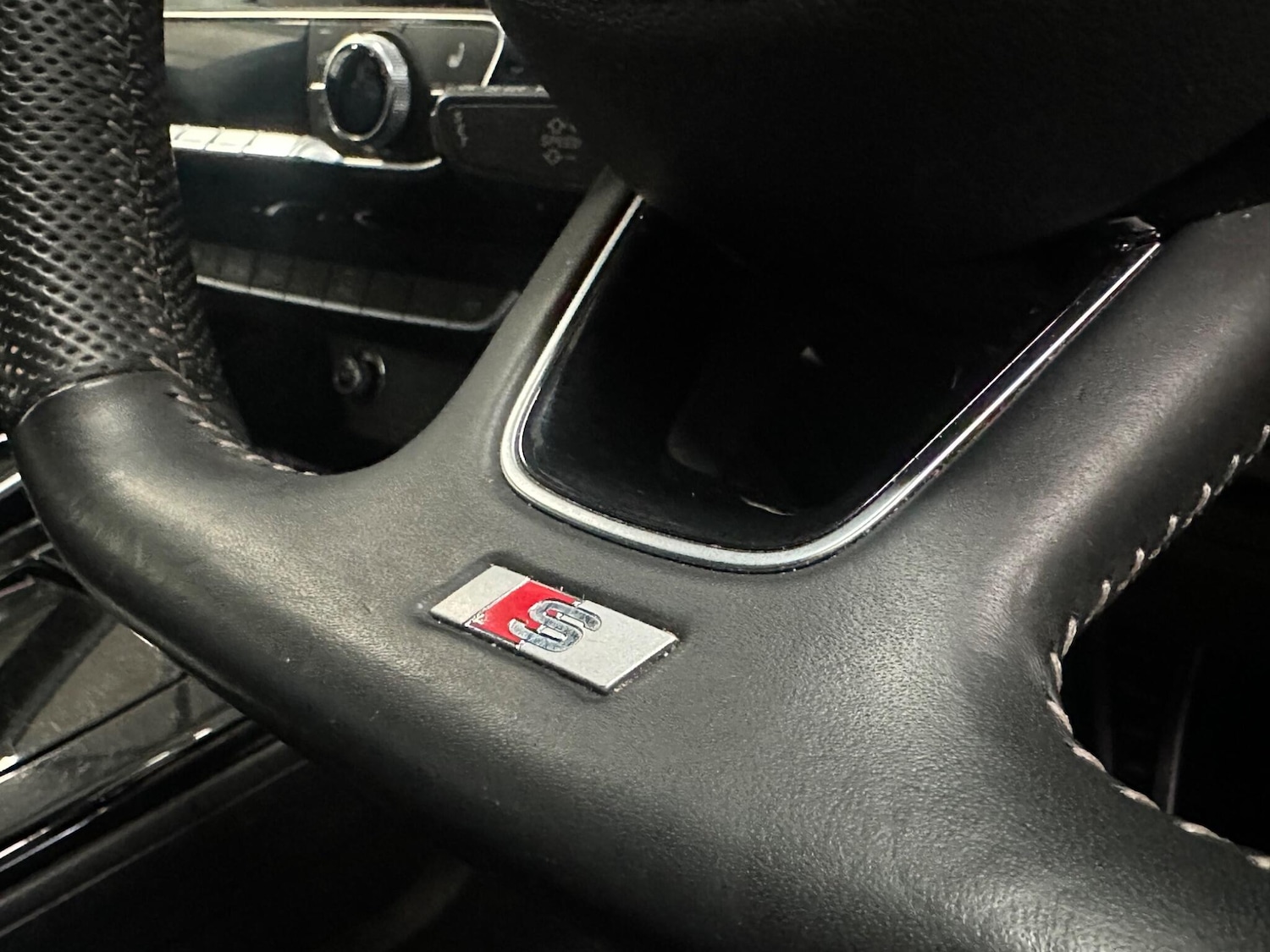 Used Audi A4 2020 for sale - 78063121: Photo 48