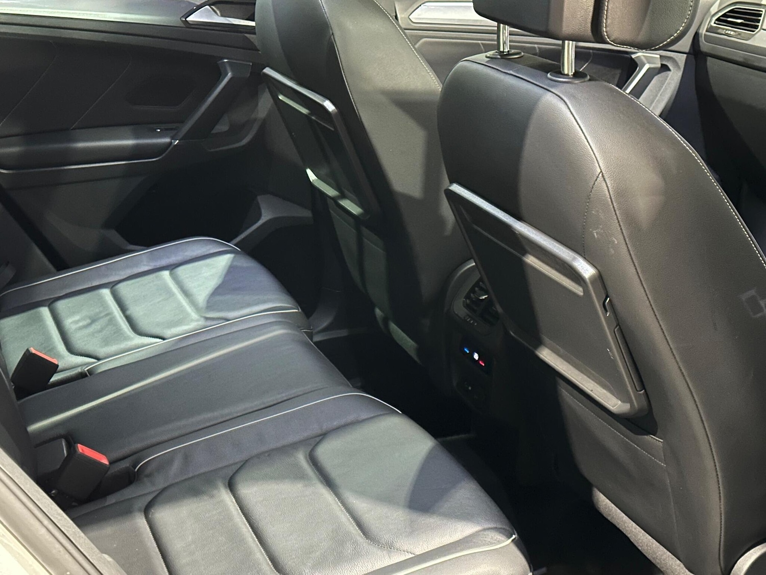 Used Volkswagen Tiguan 2018 for sale - 77028999: Photo 19