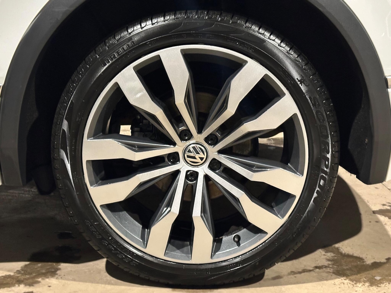 Used Volkswagen Tiguan 2018 for sale - 77028999: Photo 24