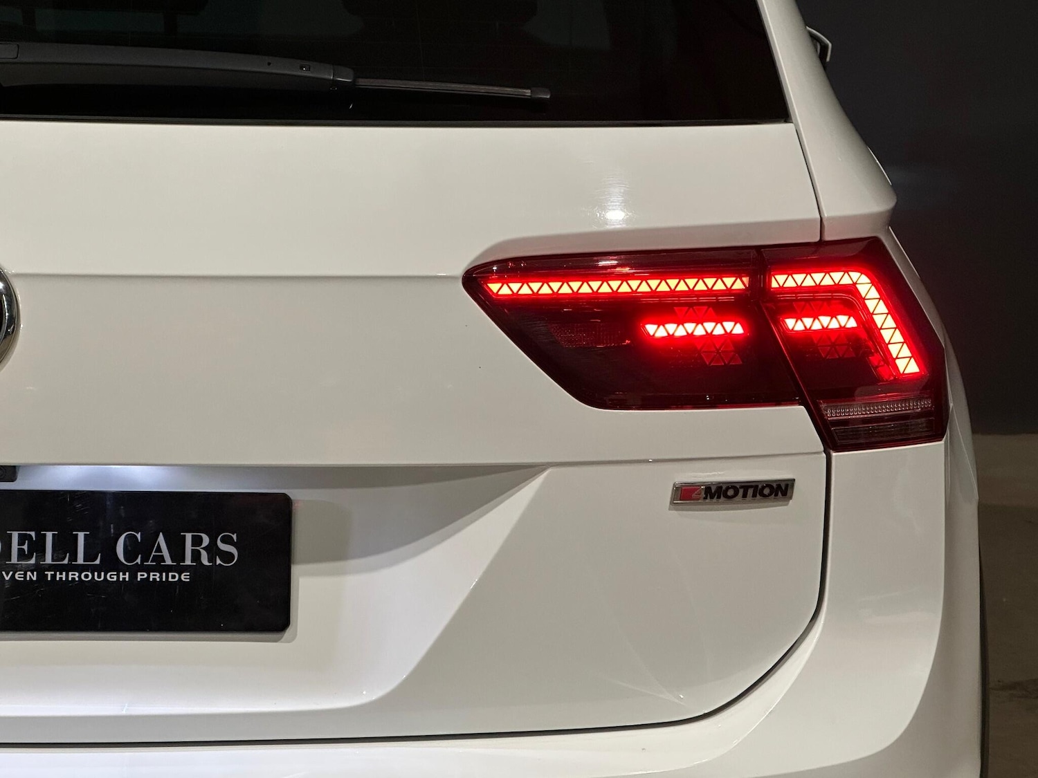 Used Volkswagen Tiguan 2018 for sale - 77028999: Photo 36