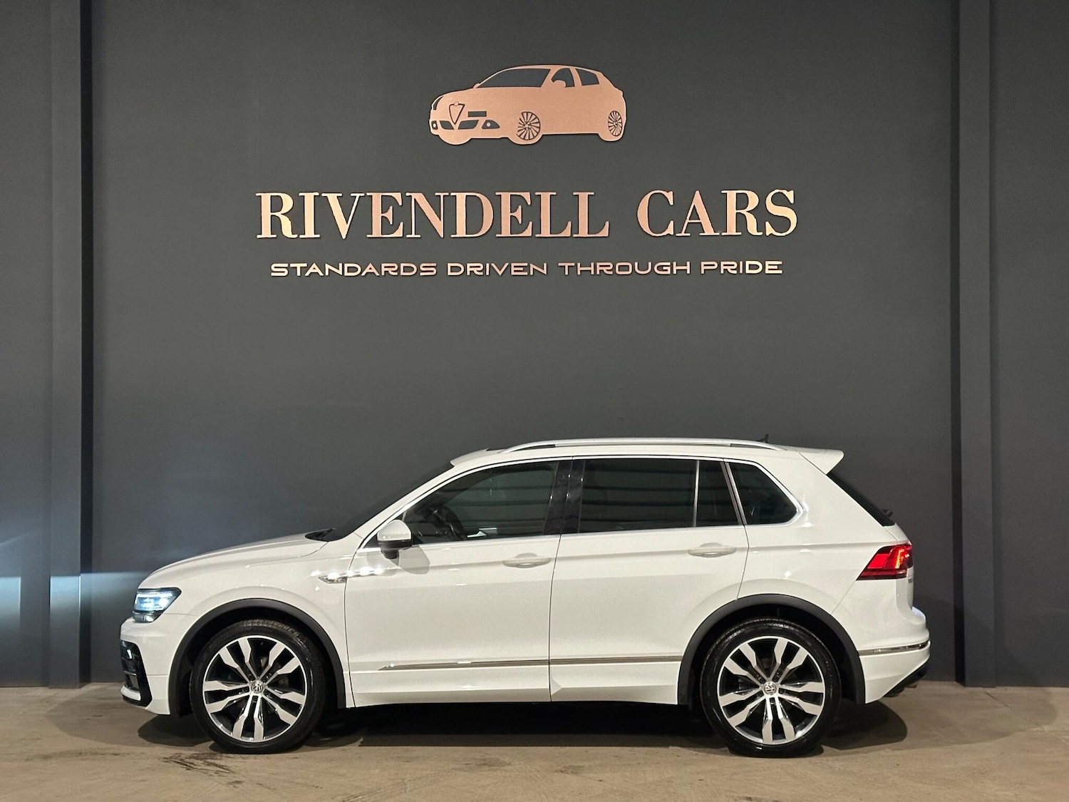 Used Volkswagen Tiguan 2018 for sale - 77028999: Photo 8