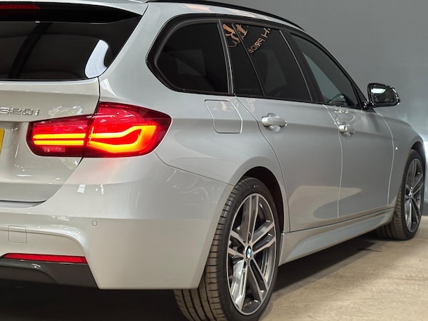 Used BMW 3 Series 2019 for sale - 76121510: Photo 12