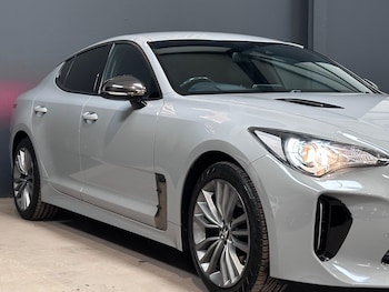 Used Kia Stinger 2018 for sale - 77838601: Photo