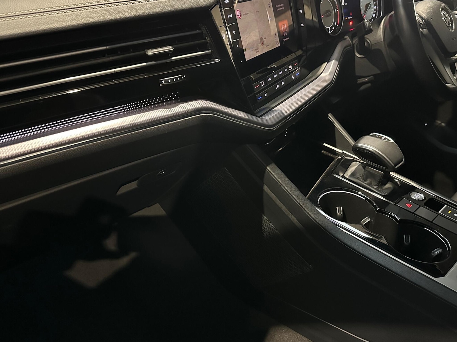 Used Volkswagen Touareg 2019 for sale - 77175516: Photo 26