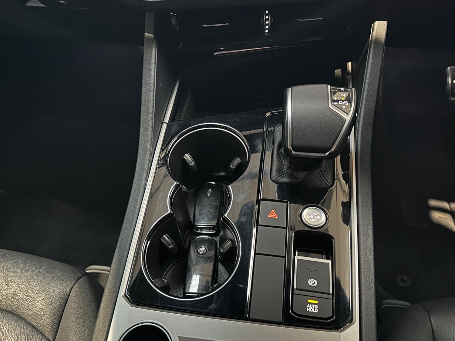 Used Volkswagen Touareg 2019 for sale - 77175516: Photo 30