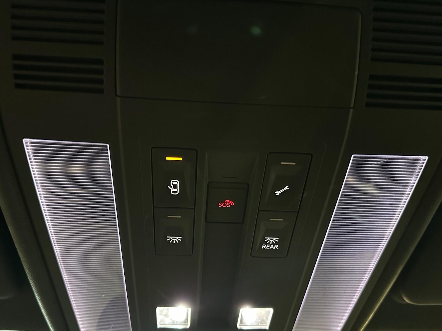 Used Volkswagen Touareg 2019 for sale - 77175516: Photo 40