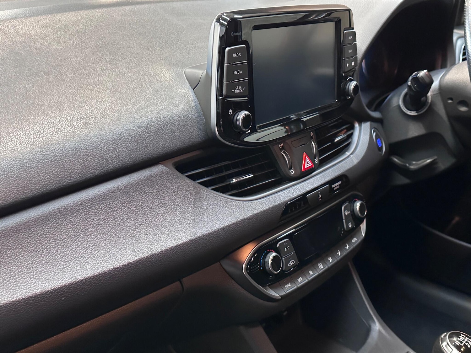 Used Hyundai i30 2018 for sale - 77683003: Photo 55