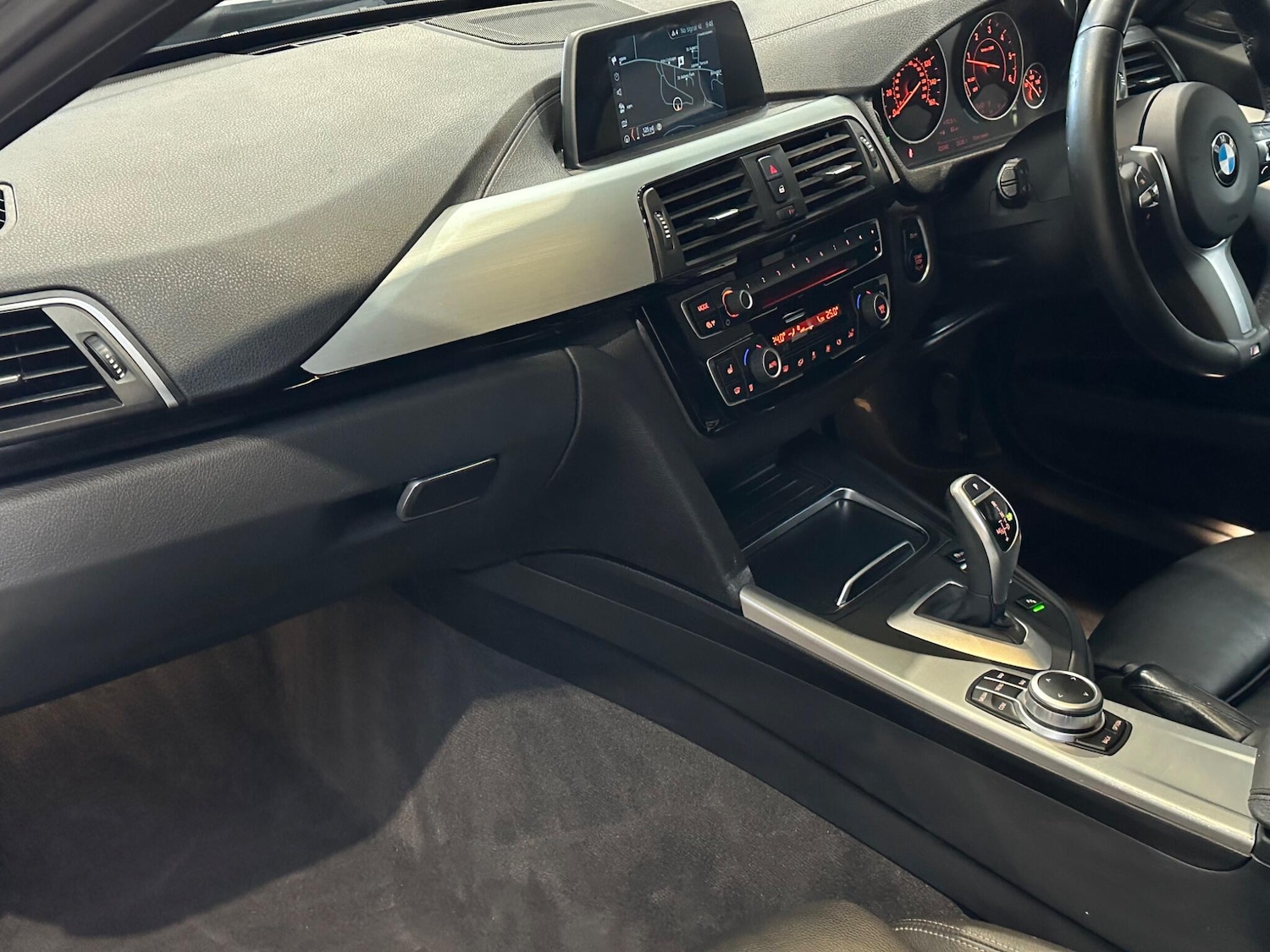 Used BMW 3 Series 2019 for sale - 76457687: Photo 10