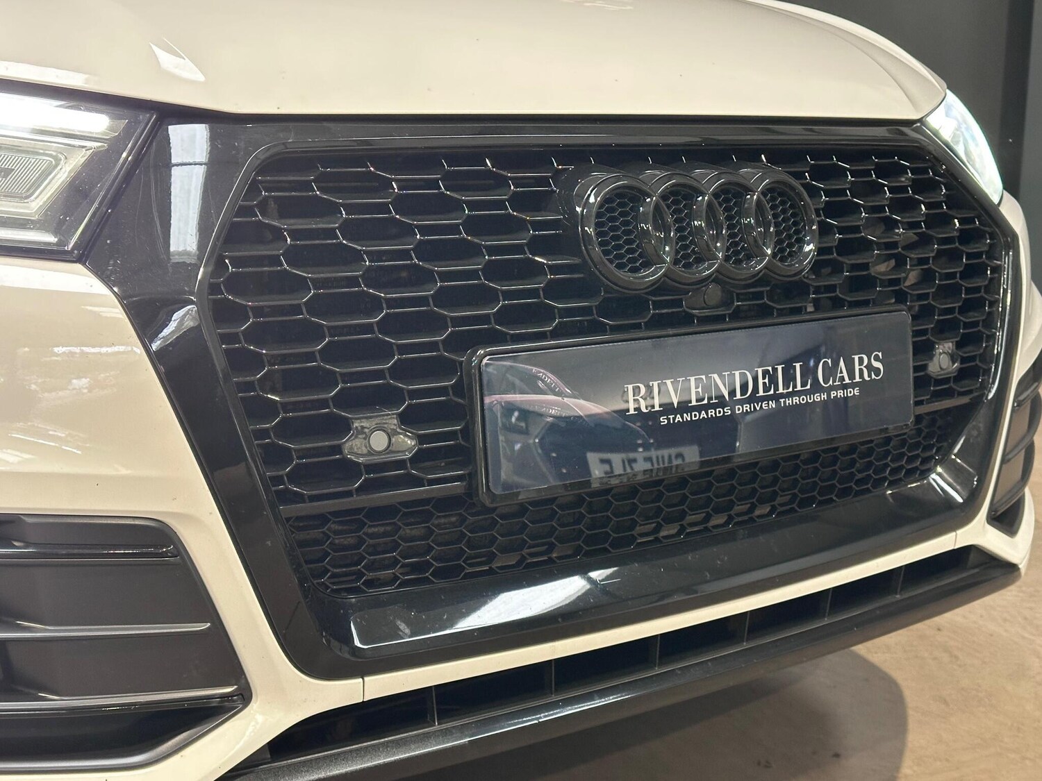 Used Audi Q5 2017 for sale - 77074815: Photo 44