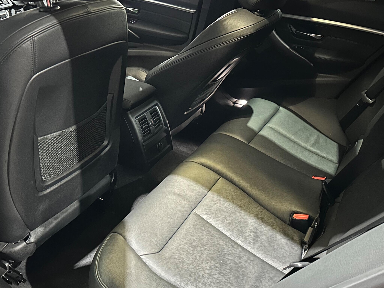 Used BMW 3 Series 2018 for sale - 76620557: Photo 16