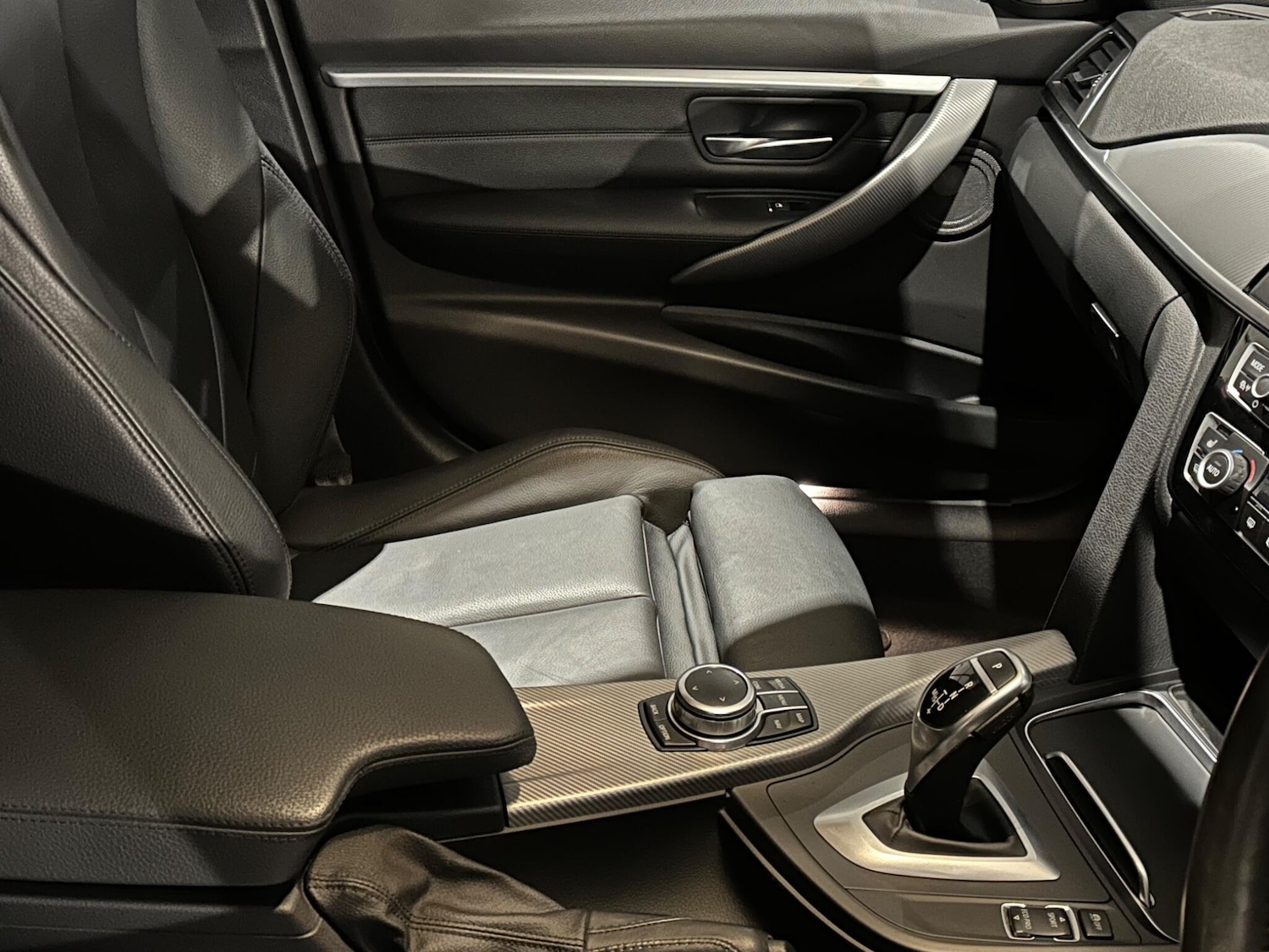 Used BMW 3 Series 2018 for sale - 76620557: Photo 42