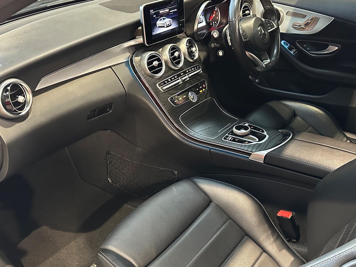 Used Mercedes-Benz C Class 2017 for sale - 76584458: Photo 14