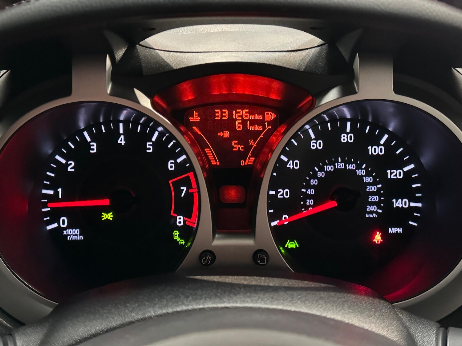 Used Nissan Juke 2015 for sale - 76759447: Photo 28