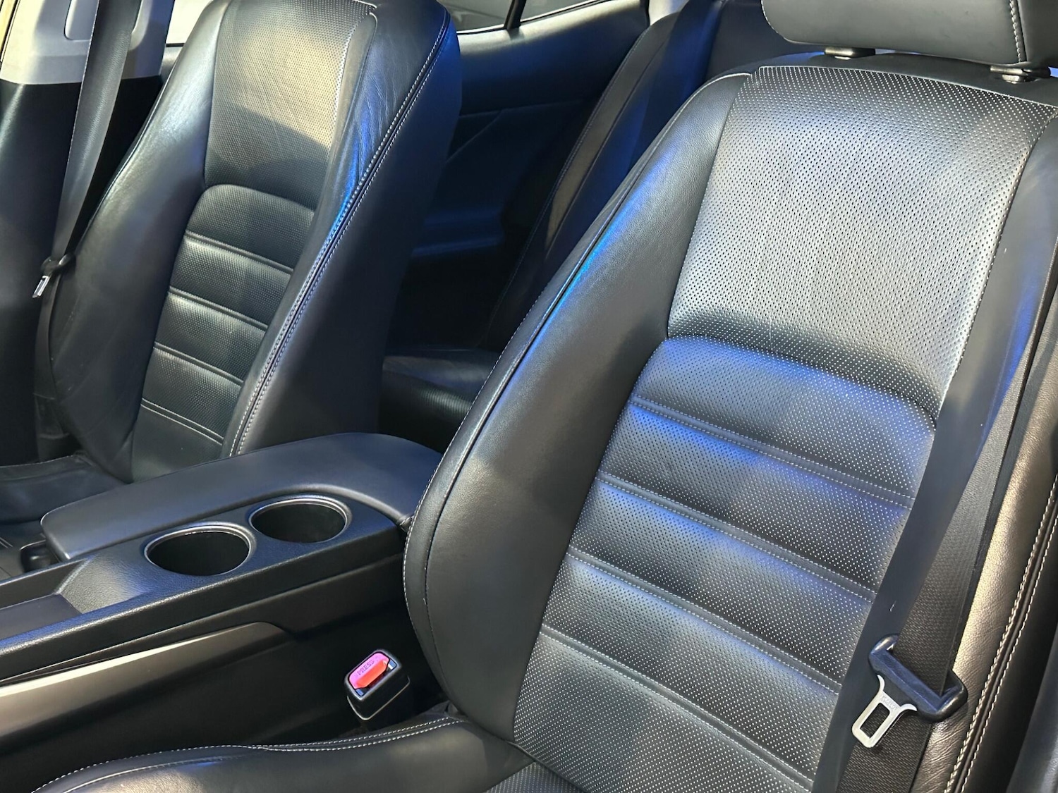 Used Lexus IS 2016 for sale - 76993241: Photo 32