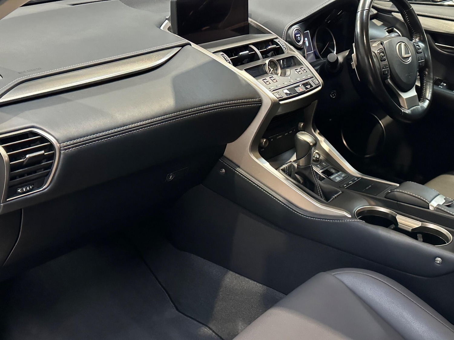 Used Lexus NX 2019 for sale - 76549926: Photo 10