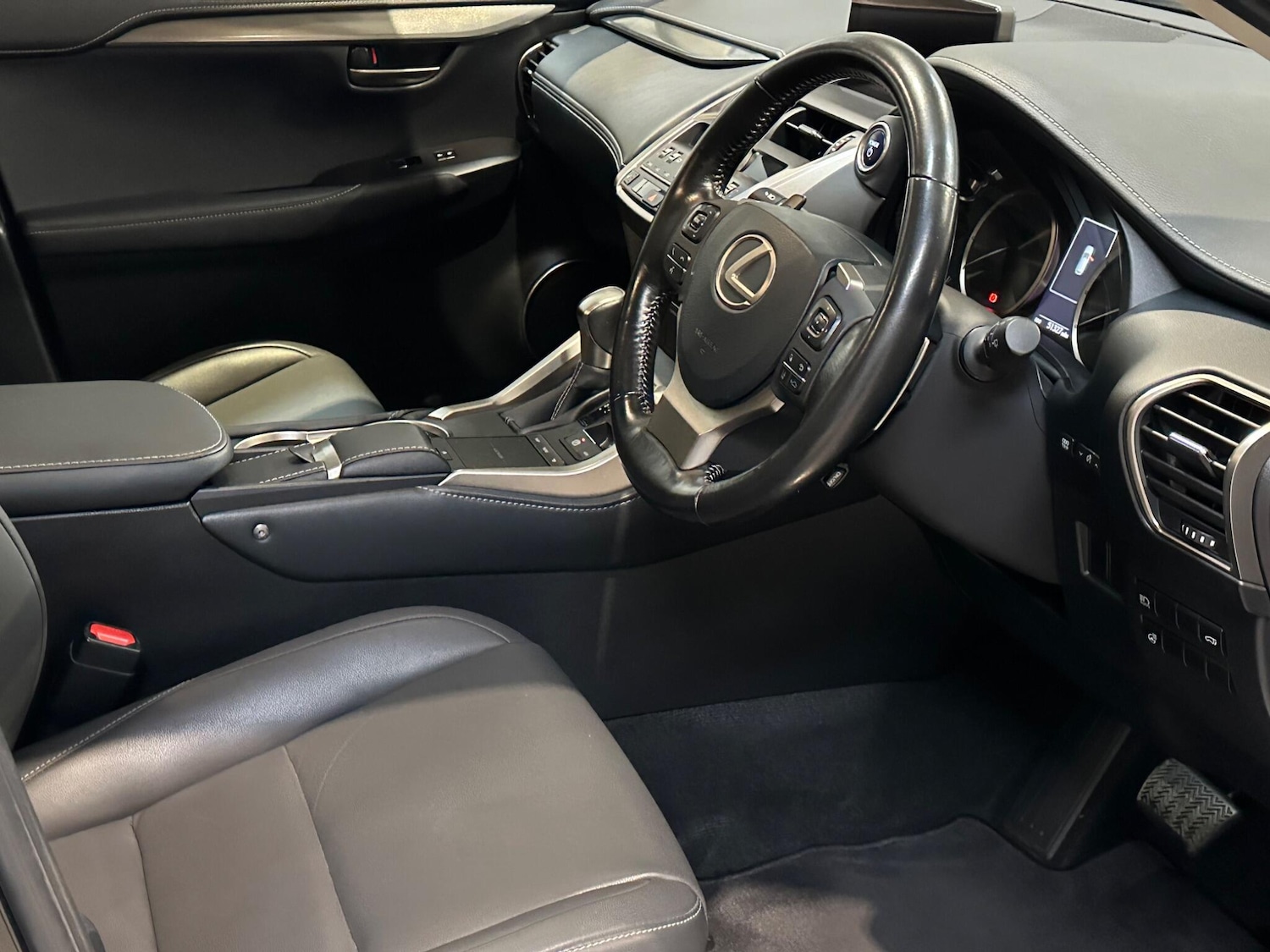 Used Lexus NX 2019 for sale - 76549926: Photo 15