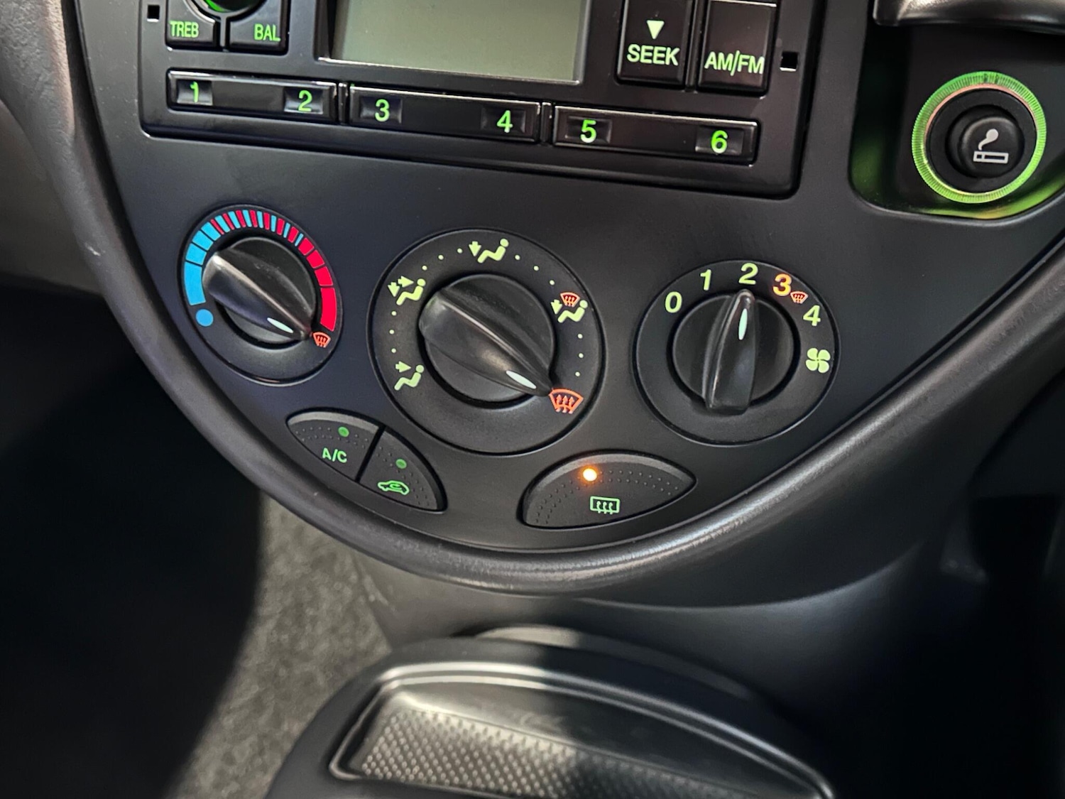 Used Ford Focus 2003 for sale - 77291125: Photo 40