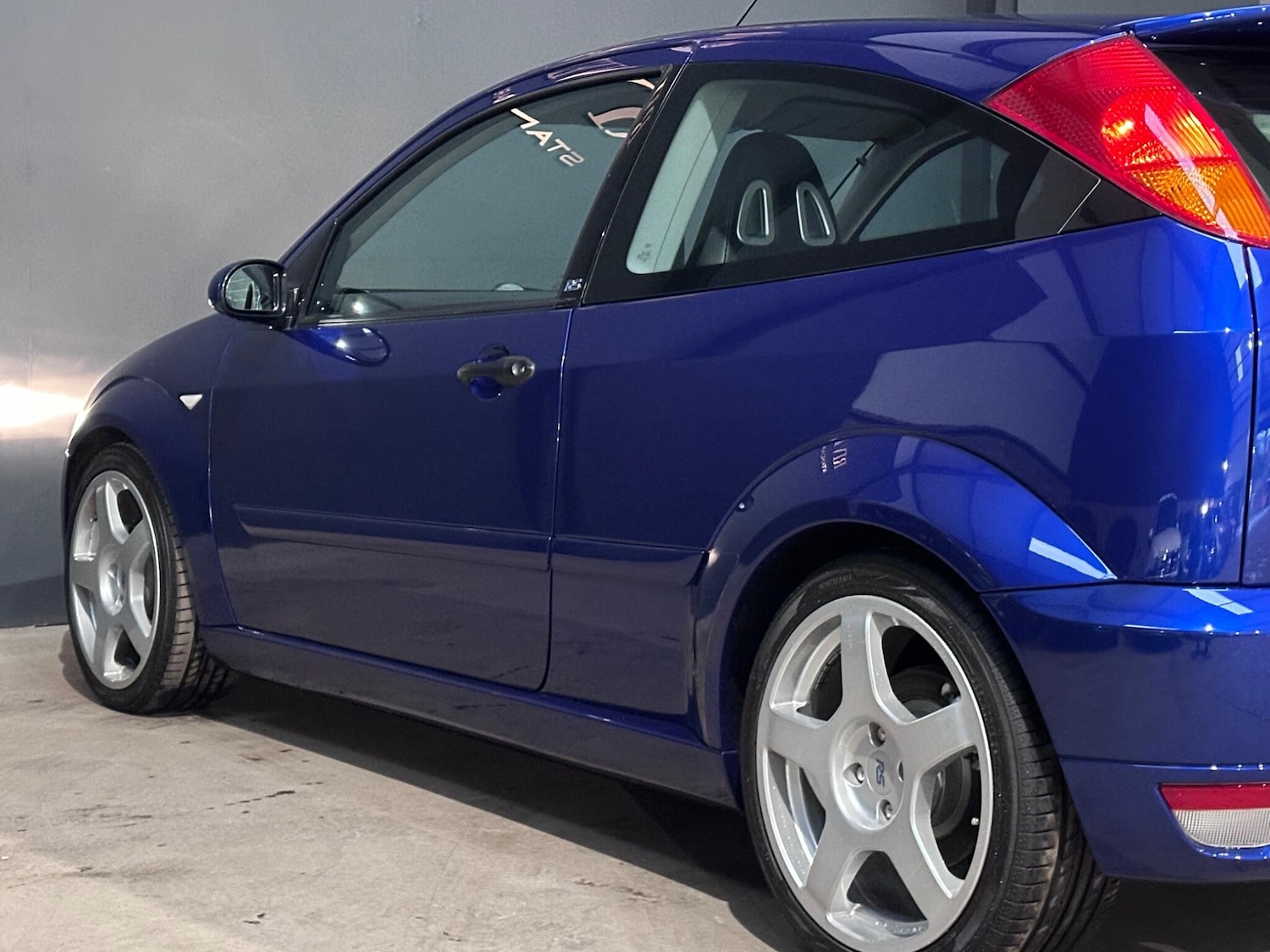 Used Ford Focus 2003 for sale - 77291125: Photo 8