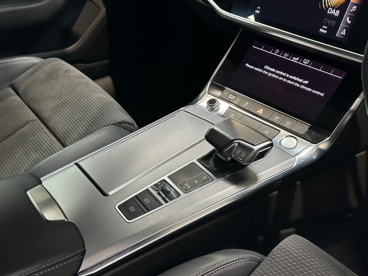 Used Audi A6 Saloon for sale - 77424672: Photo 31