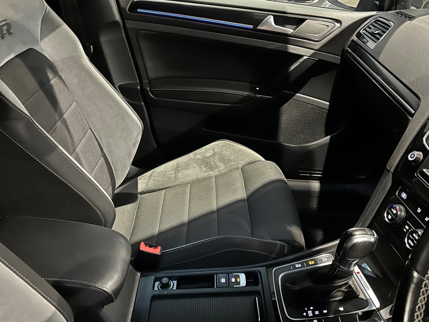 Used Volkswagen Golf 2015 for sale - 76521562: Photo 31