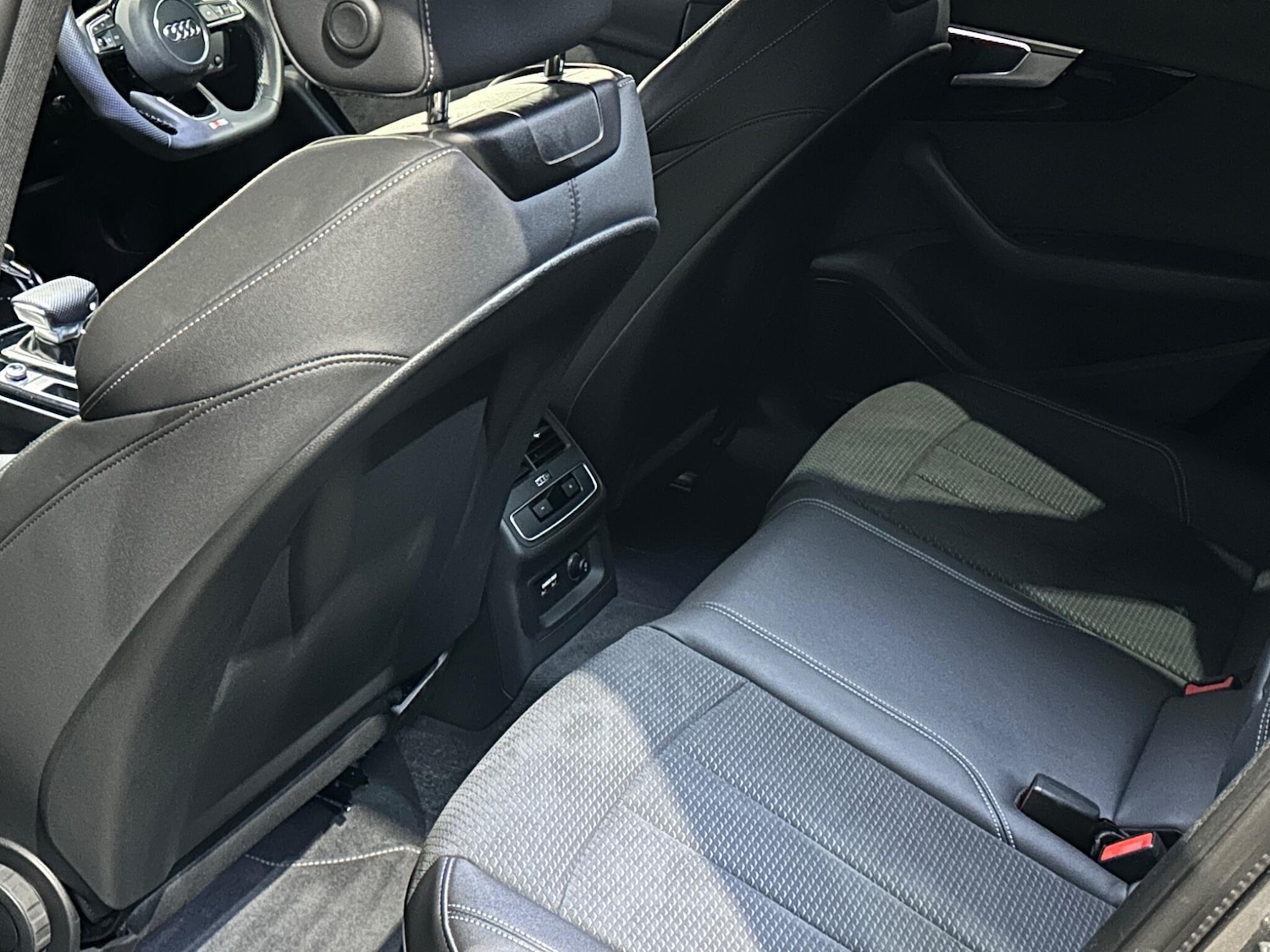 Used Audi A4 Avant for sale - 76188582: Photo 39