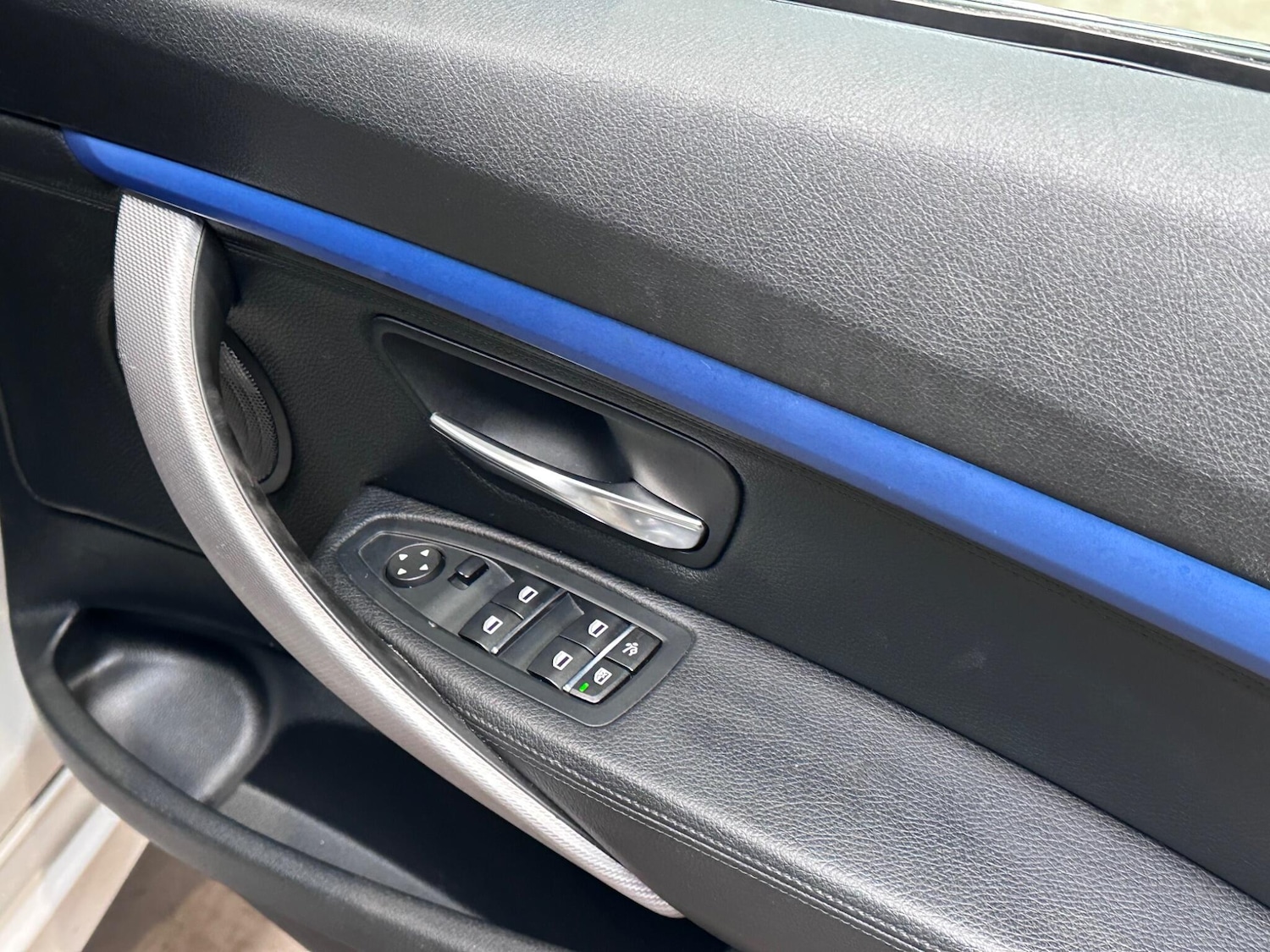 Used BMW 3 Series 2017 for sale - 77807672: Photo 37