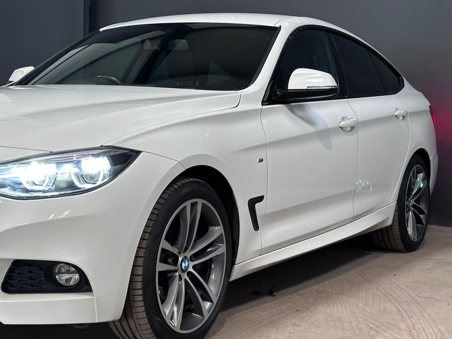 Used BMW 3 Series 2017 for sale - 77807672: Photo 7