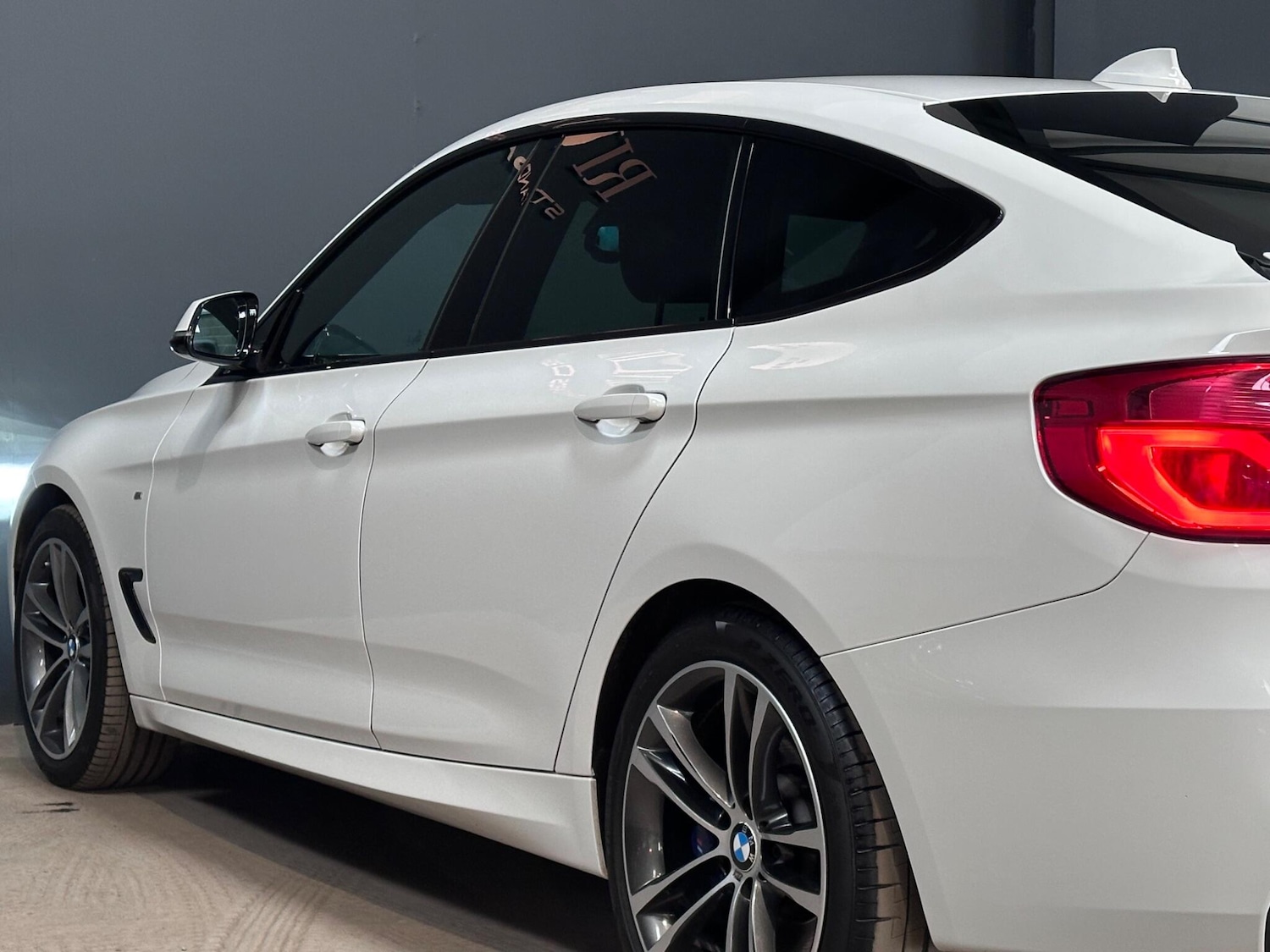 Used BMW 3 Series 2017 for sale - 77807672: Photo 8