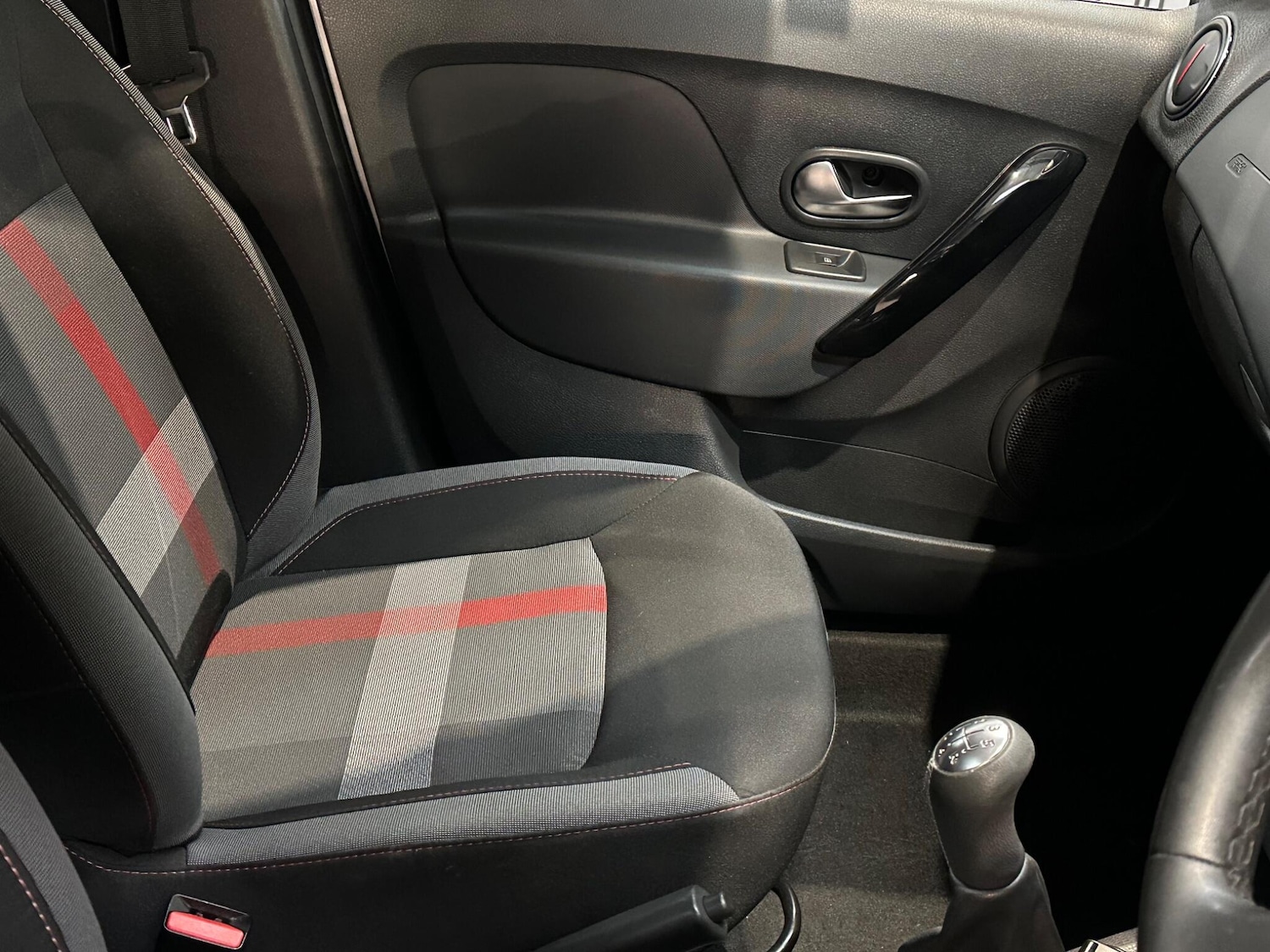 Used Dacia Sandero Stepway 2019 for sale - 75708101: Photo 23