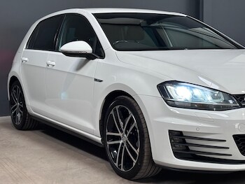 Used Volkswagen Golf 2016 for sale - 78404527: Photo