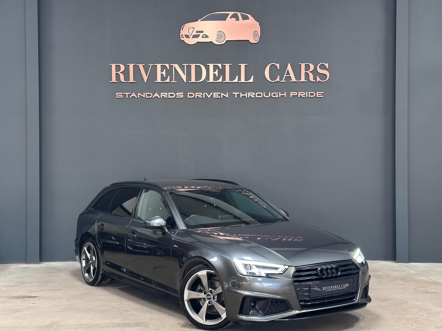 Used Audi A4 Avant 2019 for sale - 78020419: Photo 1
