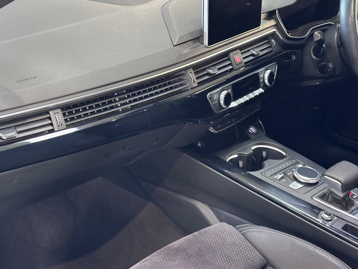 Used Audi A4 Avant 2019 for sale - 78020419: Photo 13