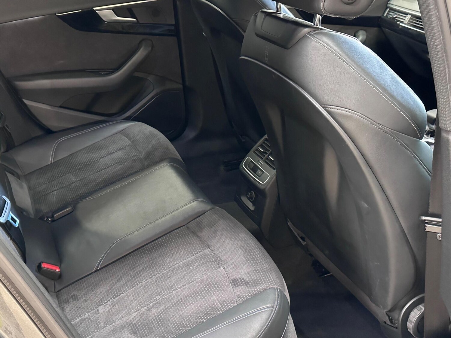 Used Audi A4 Avant 2019 for sale - 78020419: Photo 17