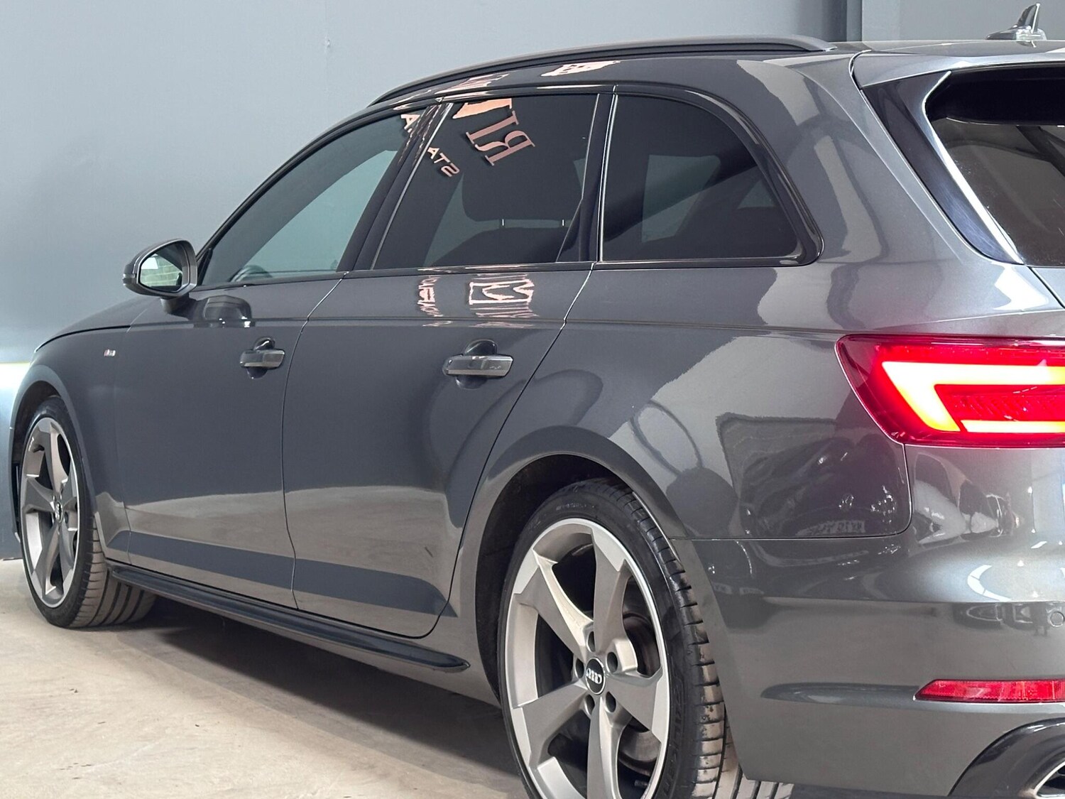 Used Audi A4 Avant 2019 for sale - 78020419: Photo 5