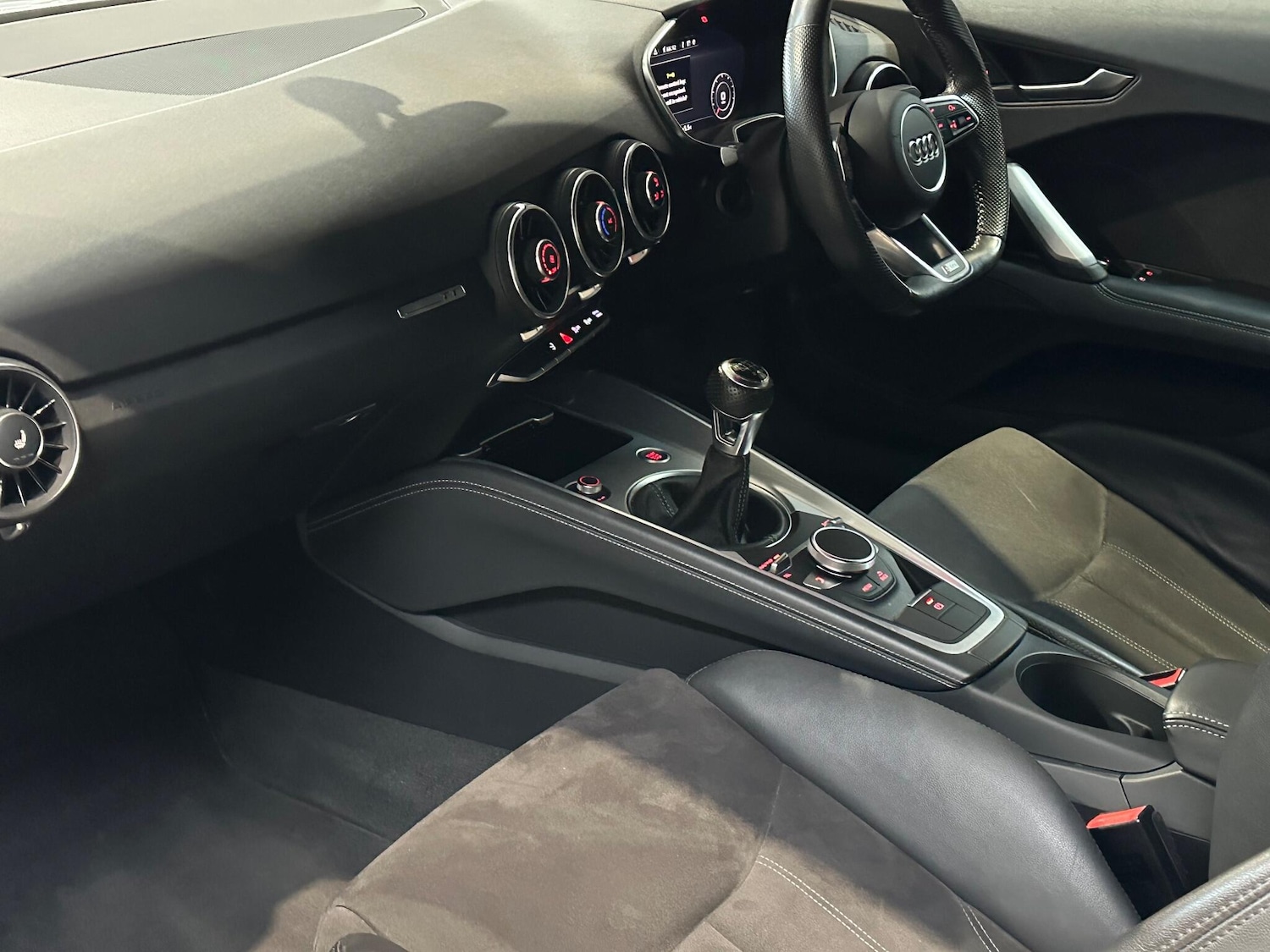 Used Audi TT 2015 for sale - 76727436: Photo 18