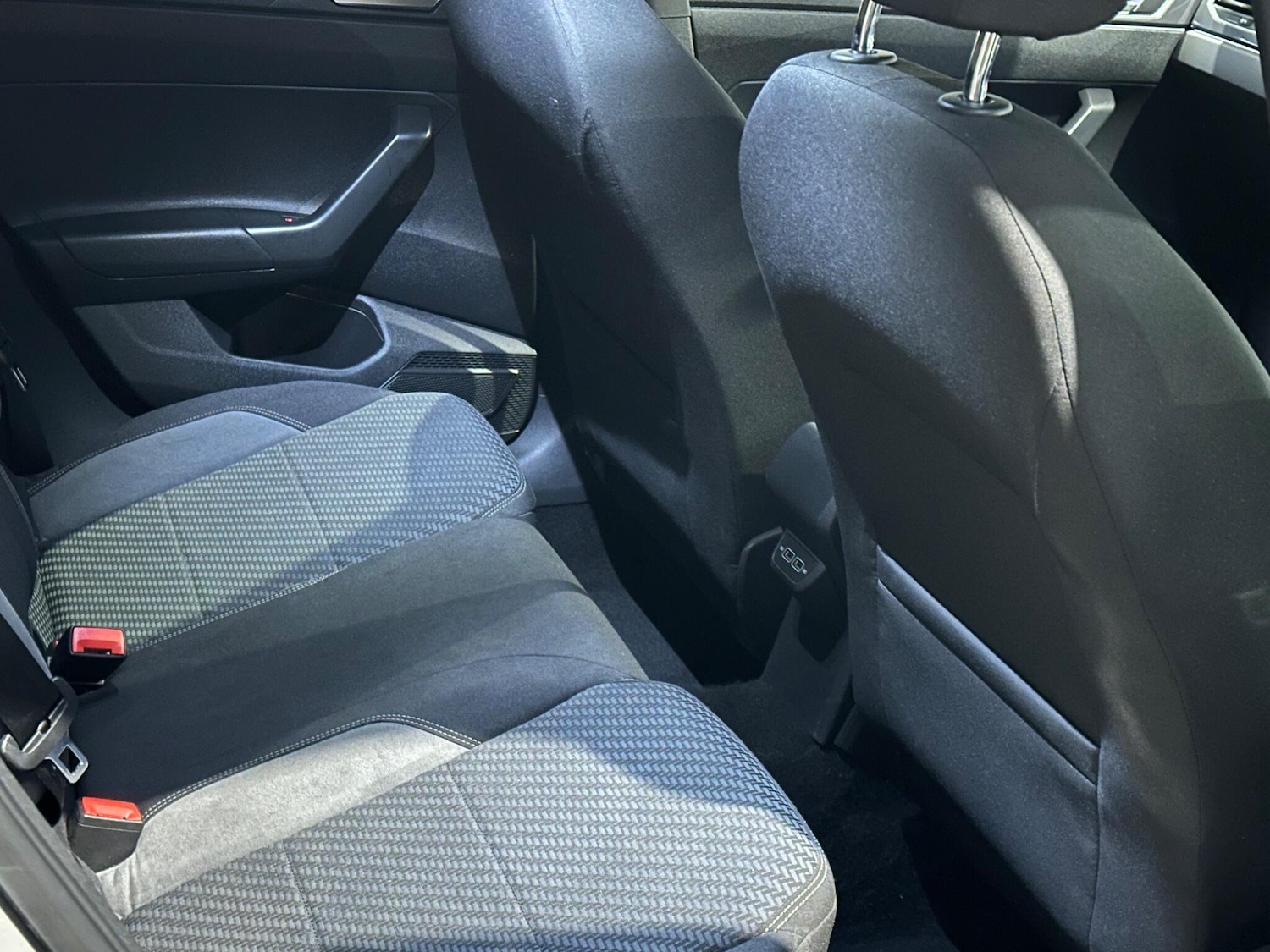 Used Volkswagen Polo 2018 for sale - 76433296: Photo 17