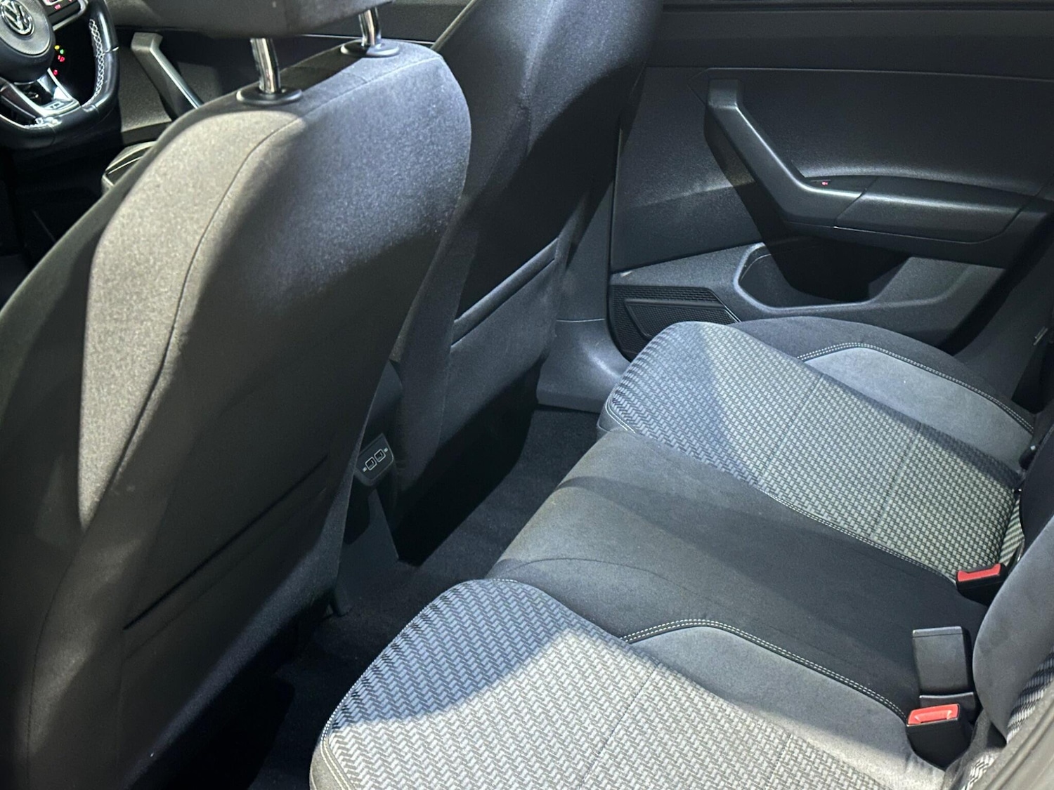 Used Volkswagen Polo 2018 for sale - 76433296: Photo 18