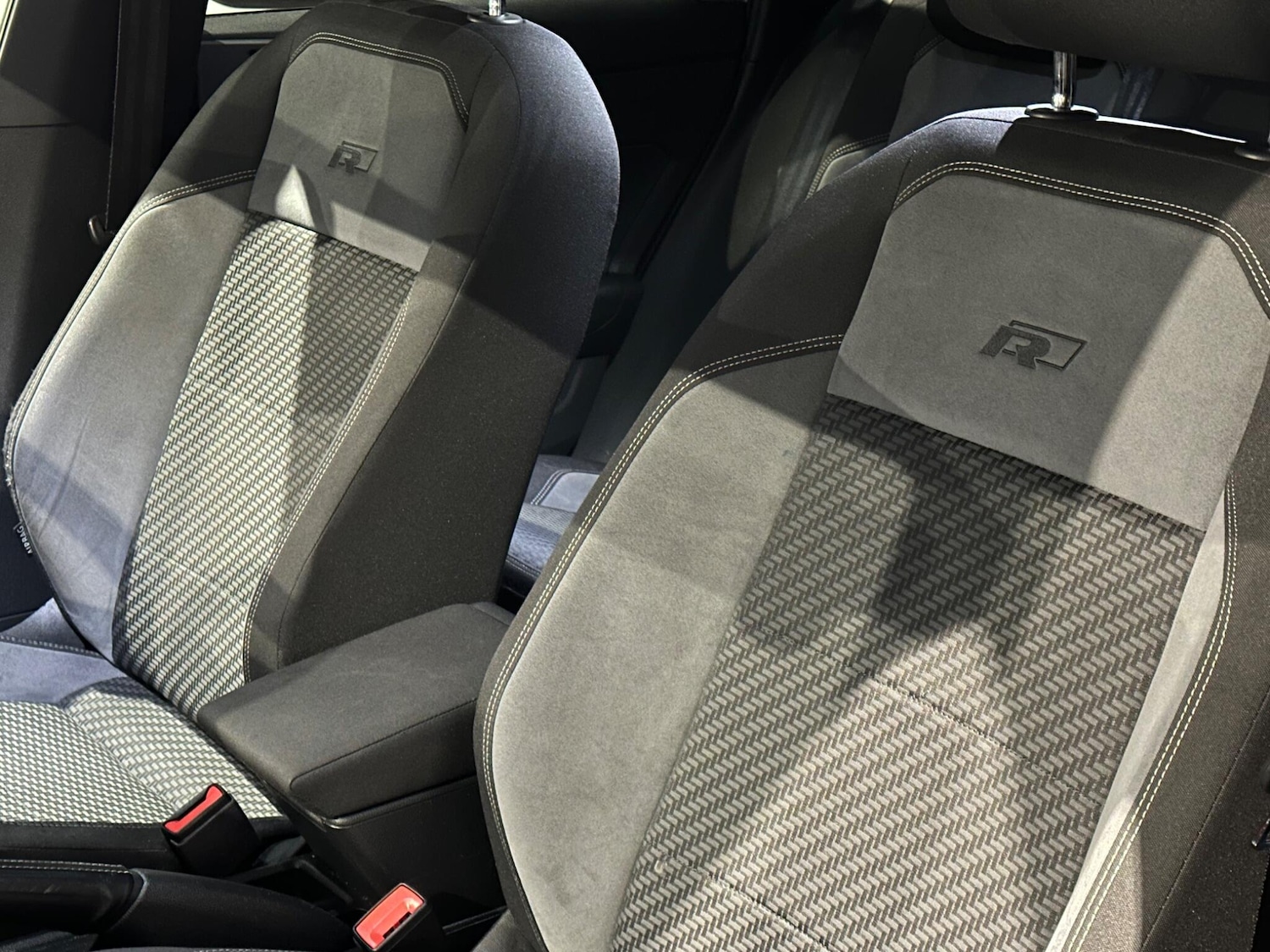 Used Volkswagen Polo 2018 for sale - 76433296: Photo 28