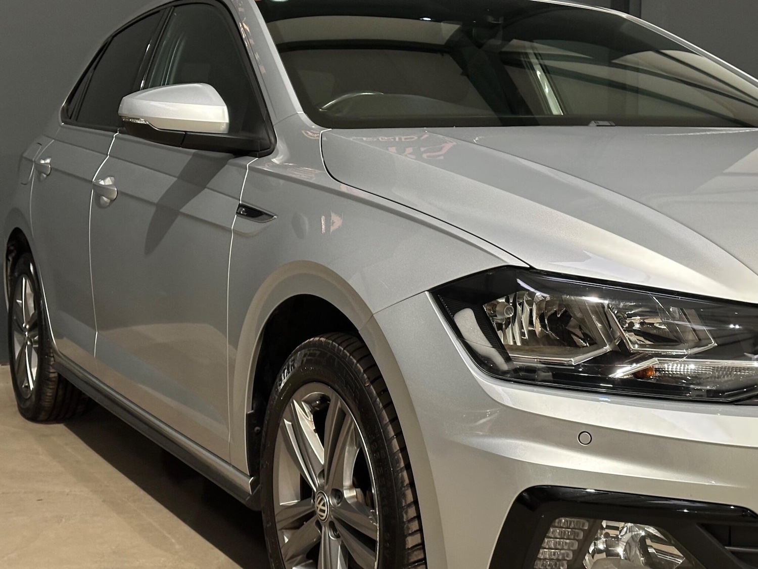 Used Volkswagen Polo 2018 for sale - 76433296: Photo 8