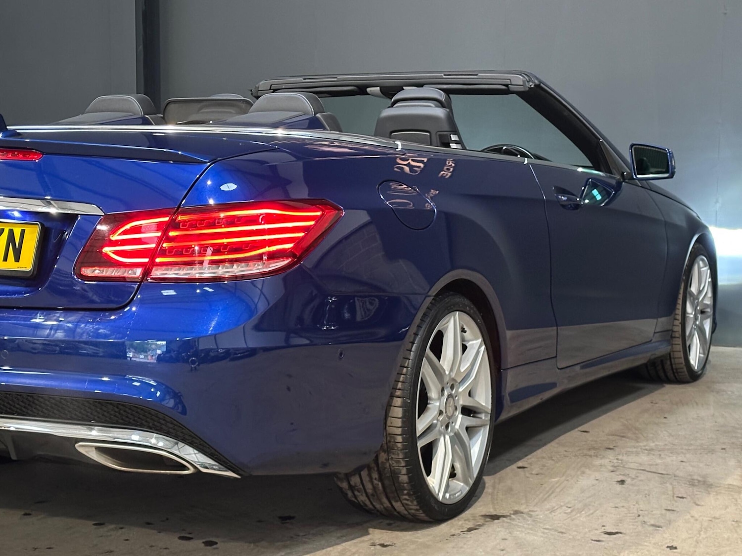 Used Mercedes-Benz E-Class 2016 for sale - 76073176: Photo 11