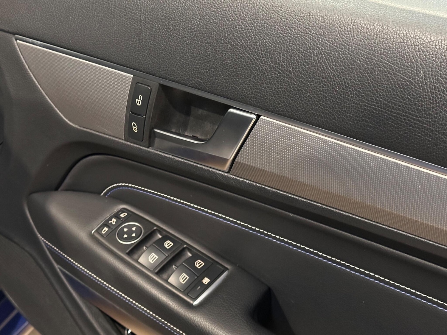 Used Mercedes-Benz E-Class 2016 for sale - 76073176: Photo 20
