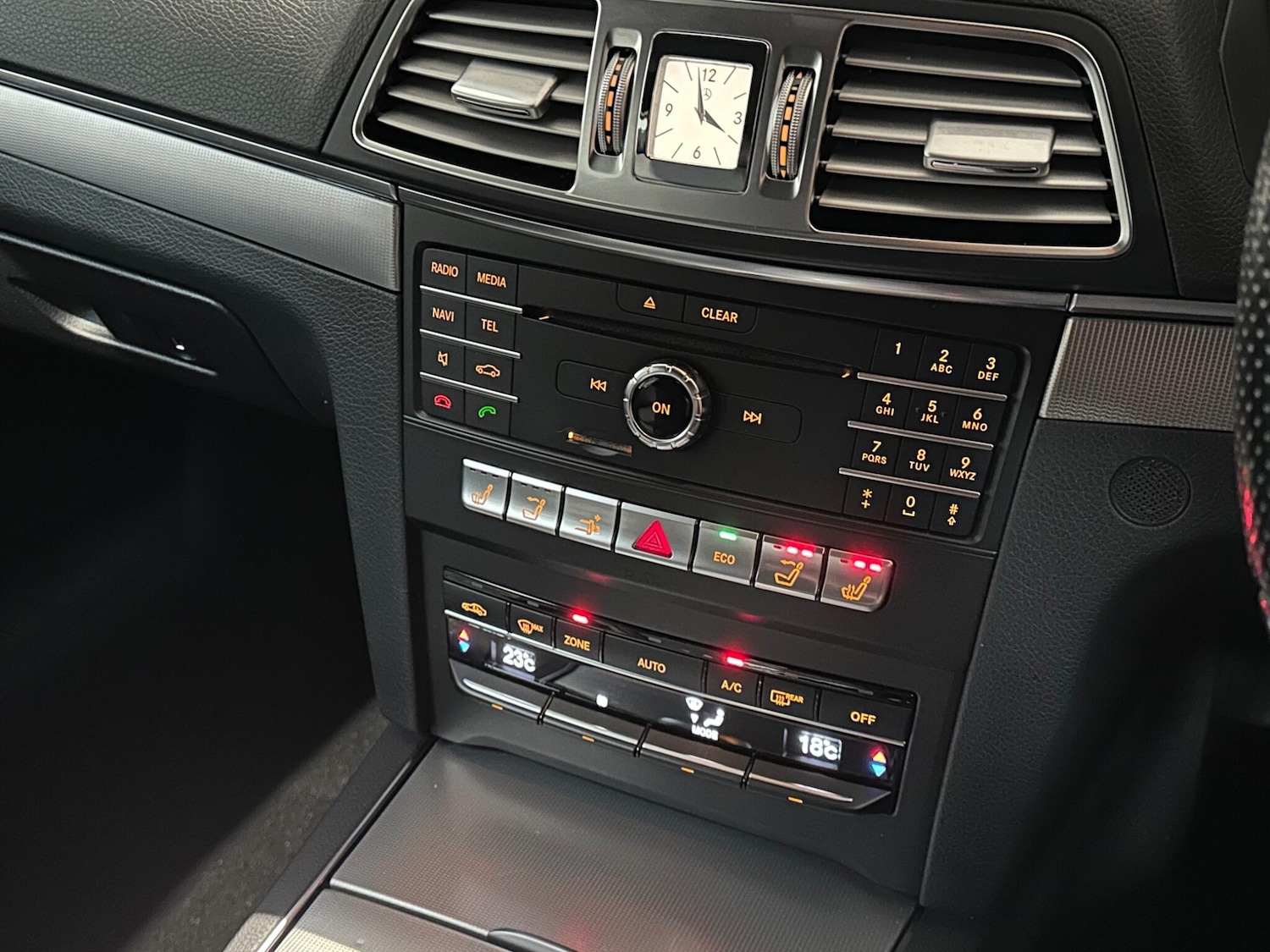 Used Mercedes-Benz E-Class 2016 for sale - 76073176: Photo 25